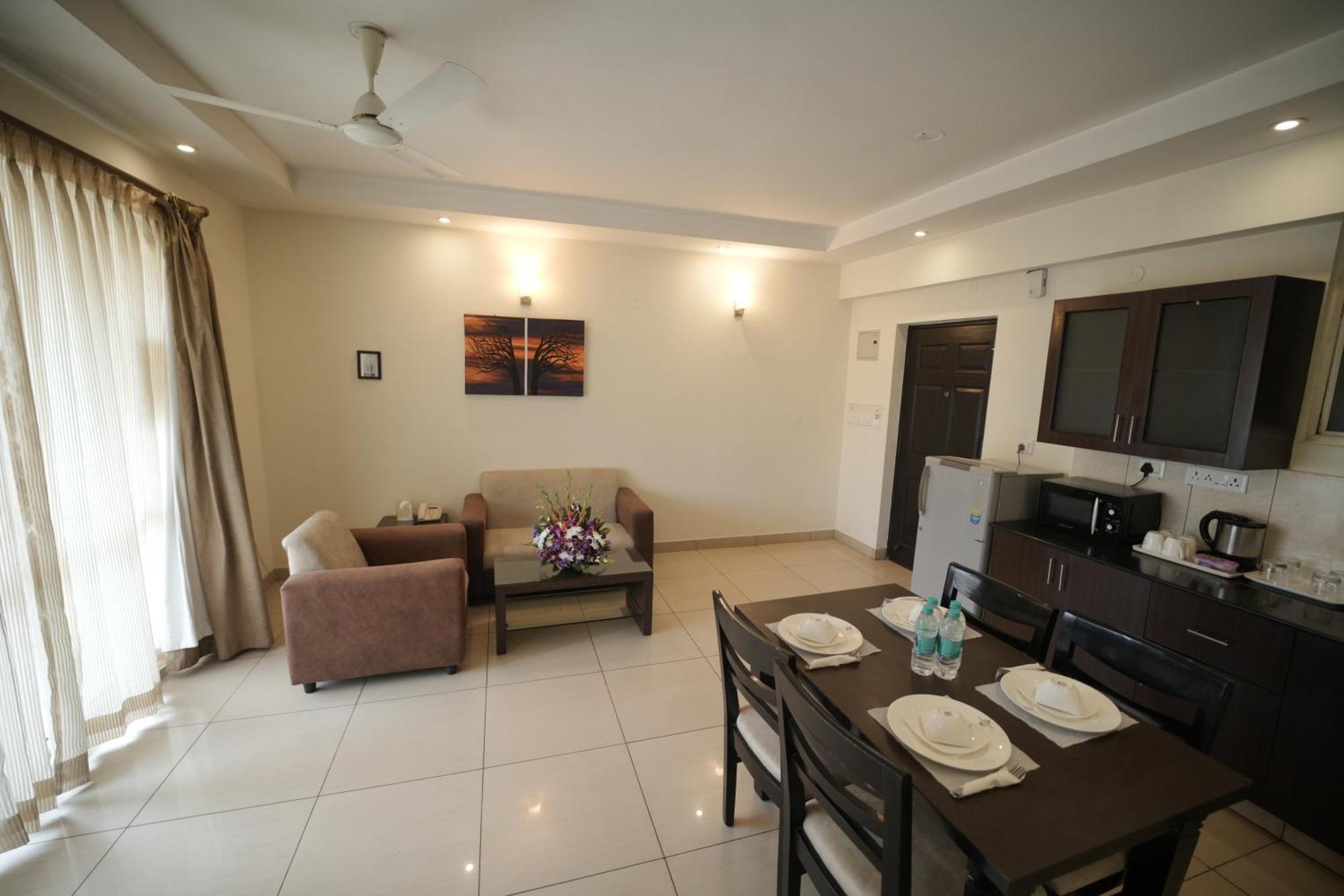 Hotel Nagarjuna Suites Bengaluru Zewnętrze zdjęcie