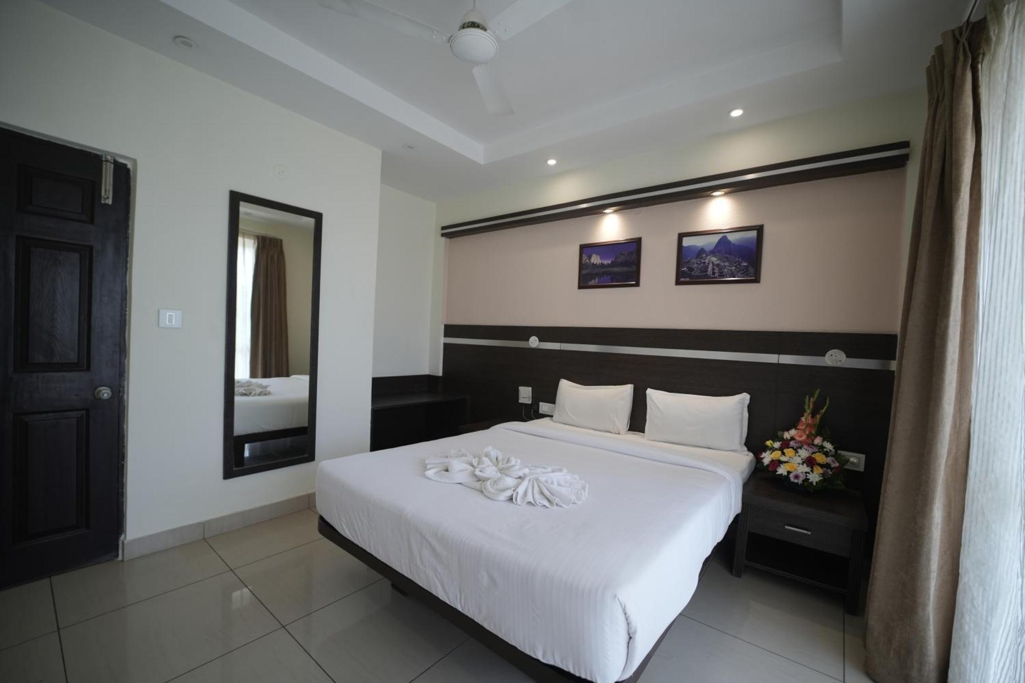Hotel Nagarjuna Suites Bengaluru Zewnętrze zdjęcie