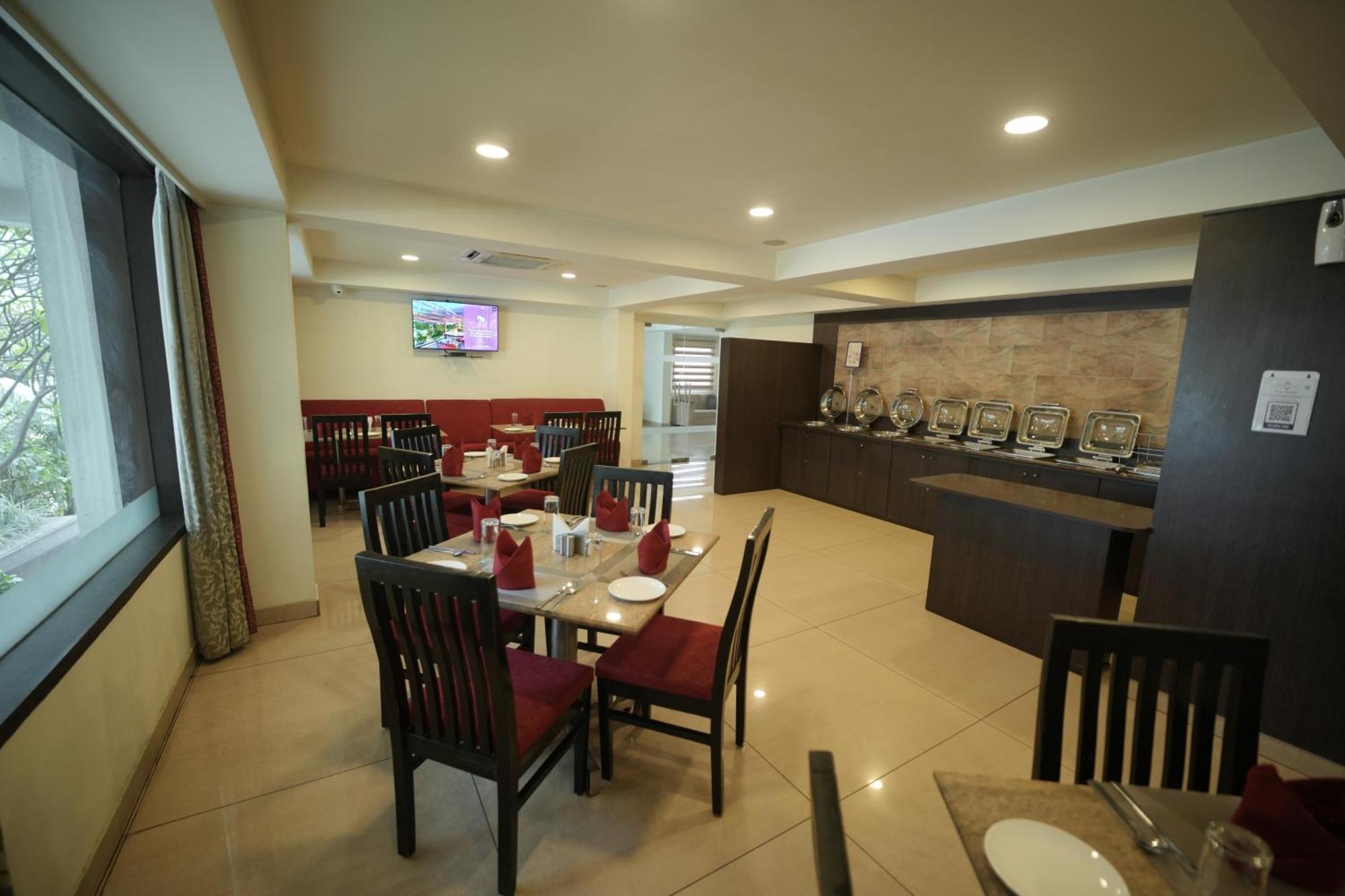 Hotel Nagarjuna Suites Bengaluru Zewnętrze zdjęcie