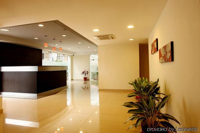 Nagarjuna Suites Bengaluru Wnętrze zdjęcie